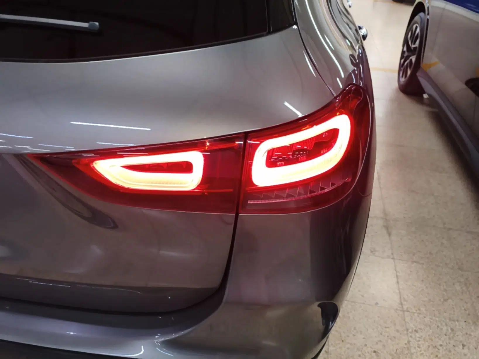 Mercedes-Benz GLA AMG 2022 AMG GLA 35 4MATIC — миниатюра 9