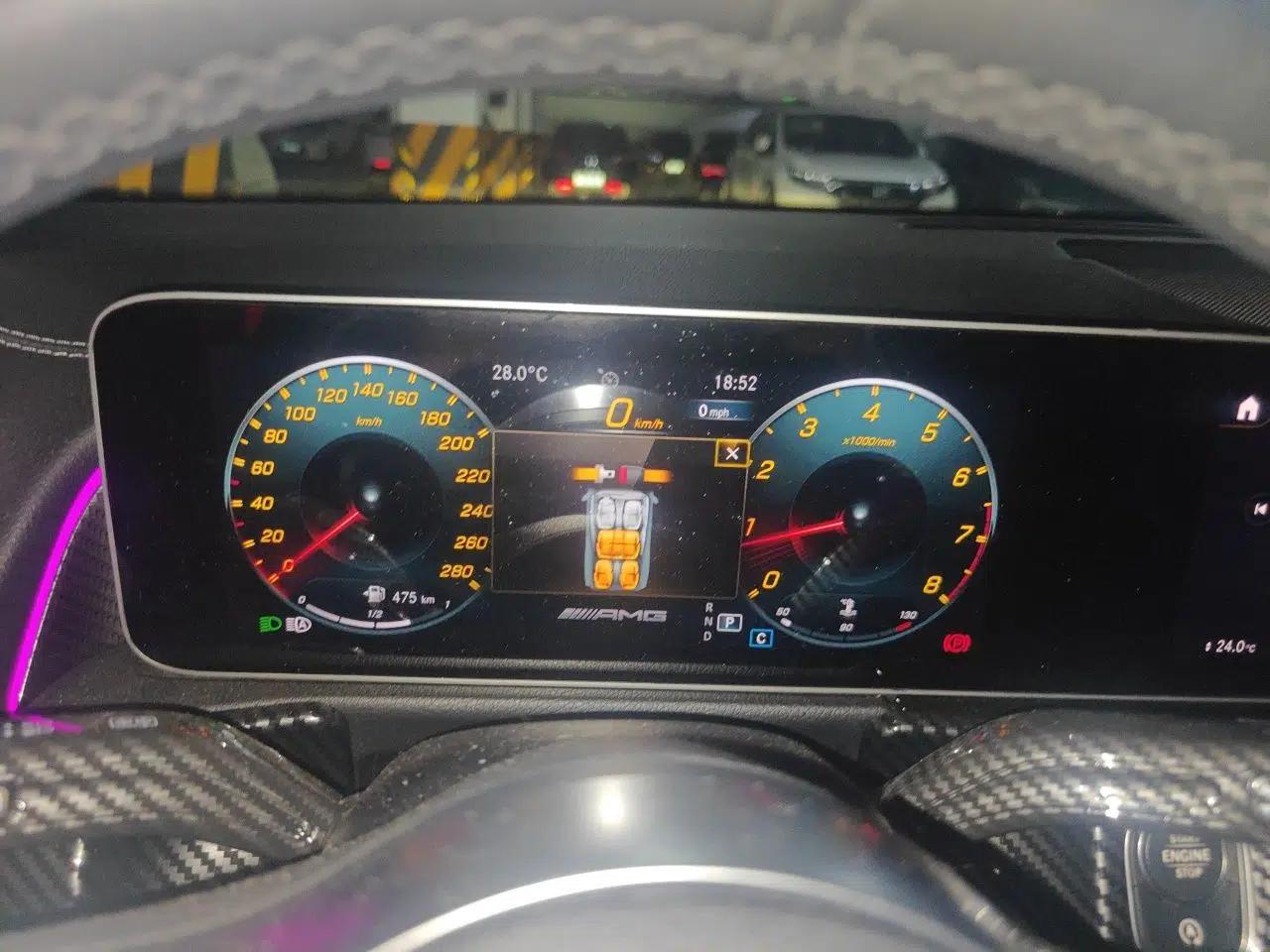 Mercedes-Benz GLB AMG 2021 AMG GLB 35 4MATIC — миниатюра 8