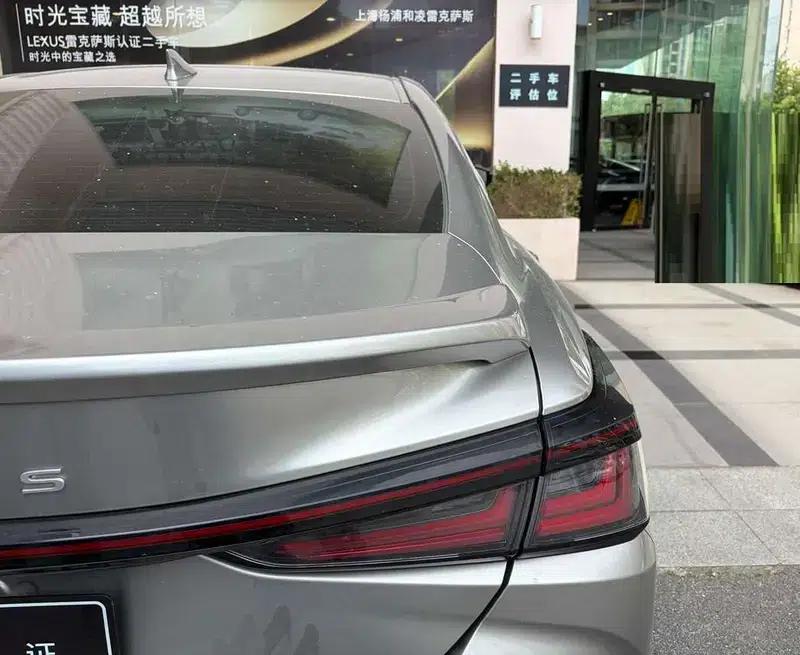 Lexus ES 2025 300h Premium Edition — миниатюра 7