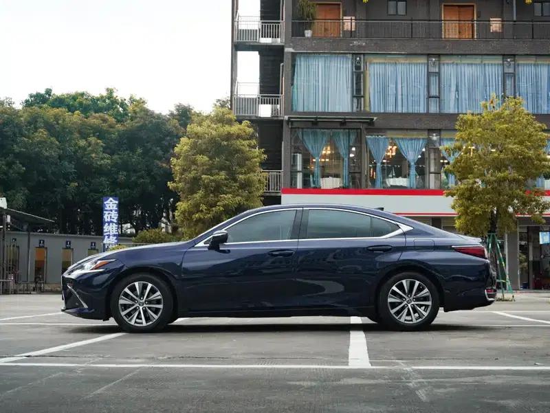 Lexus ES 2018 200 Premium Edition (China VI Emission Standard) — миниатюра 3