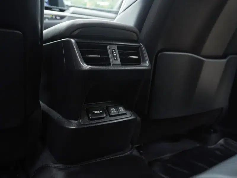Lexus ES 2018 200 Premium Edition (China VI Emission Standard) — миниатюра 25