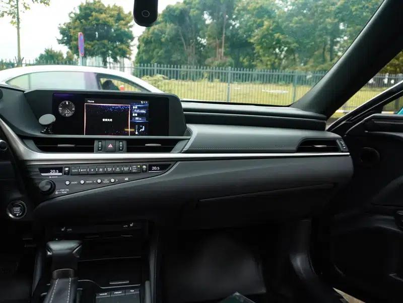 Lexus ES 2018 200 Premium Edition (China VI Emission Standard) — миниатюра 10