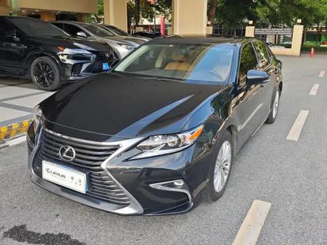 Lexus ES 2016 200 Midnight Special Limited Edition