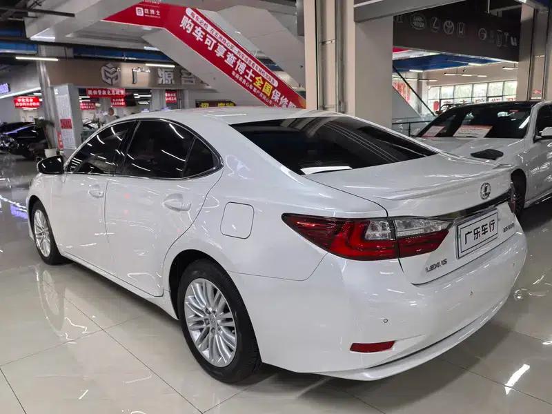 Lexus ES 2015 200 Elite Edition — миниатюра 4