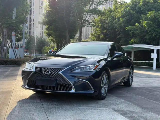 Lexus ES 2021 Model 200 Premium Edition
