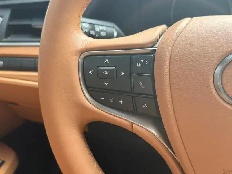 Lexus ES 2025 200 Premium Edition — миниатюра 17
