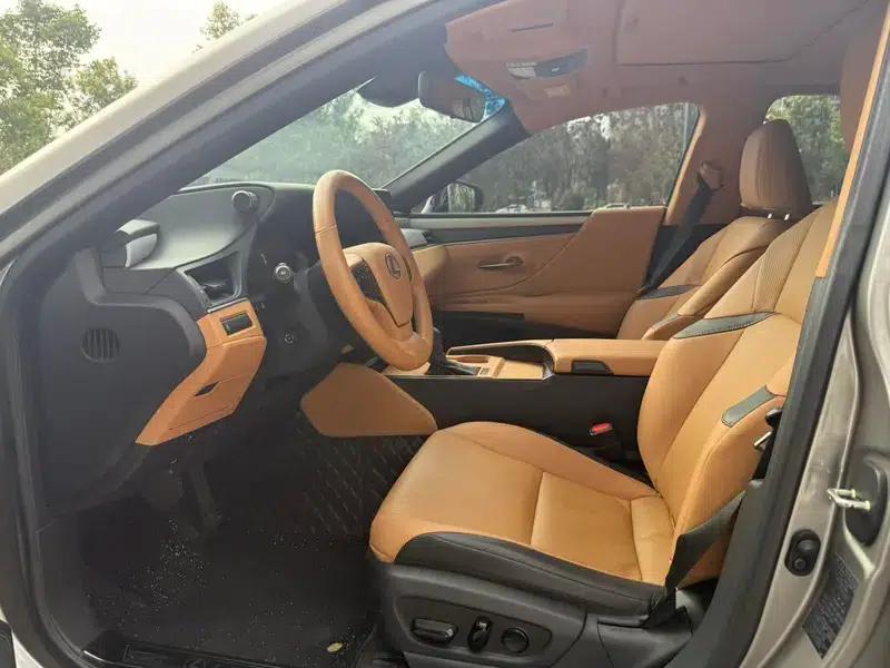 Lexus ES 2025 200 Premium Edition — миниатюра 22