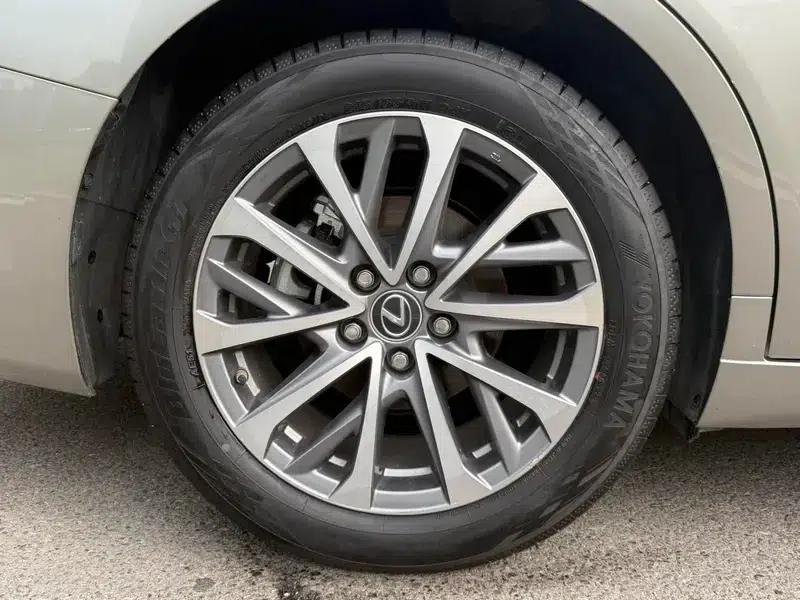 Lexus ES 2025 200 Premium Edition — миниатюра 7