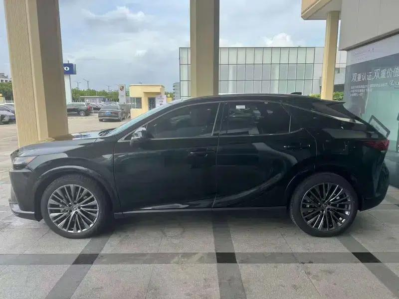Lexus RX 2025 350h AWD Premium Edition — миниатюра 4