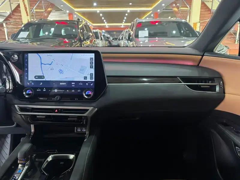 Lexus RX 2023 350h AWD Premium Edition — миниатюра 7