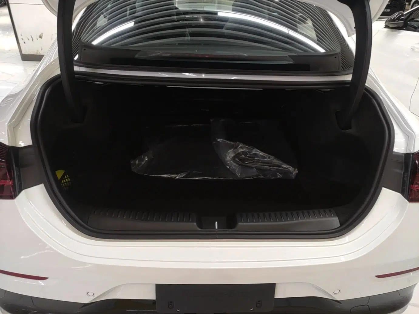 Mercedes-Benz CLA Electric 2025 300L Ultra-Long Range Smart Edition — миниатюра 22