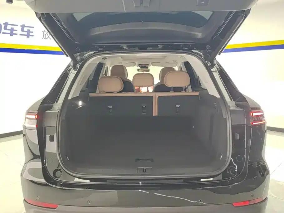 Chery Tiggo 8L 2024 2.0T 2WD Comfort Edition 5-seater — миниатюра 4