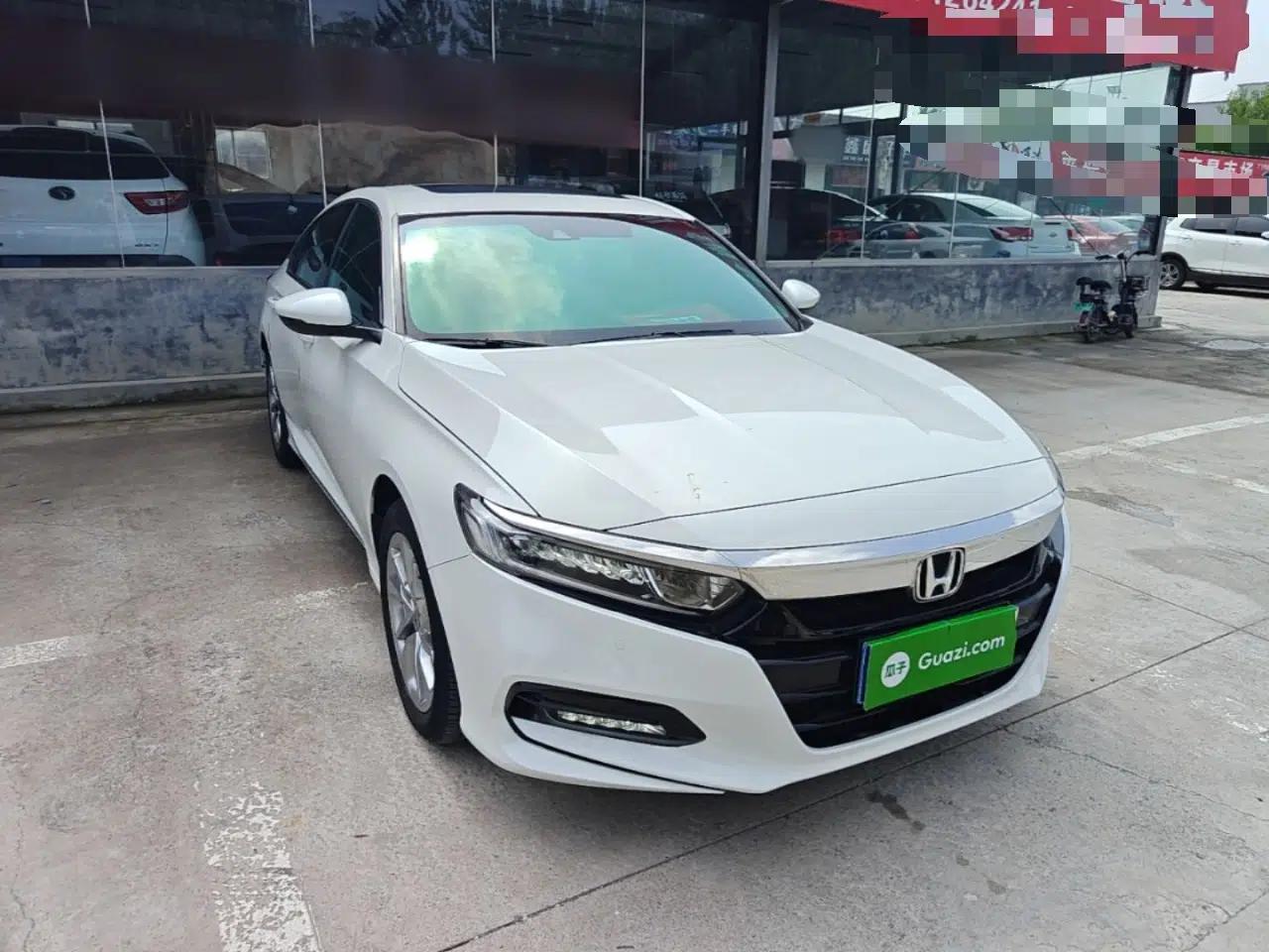 Honda Accord 2018 260TURBO Luxury Edition China VI — миниатюра 3