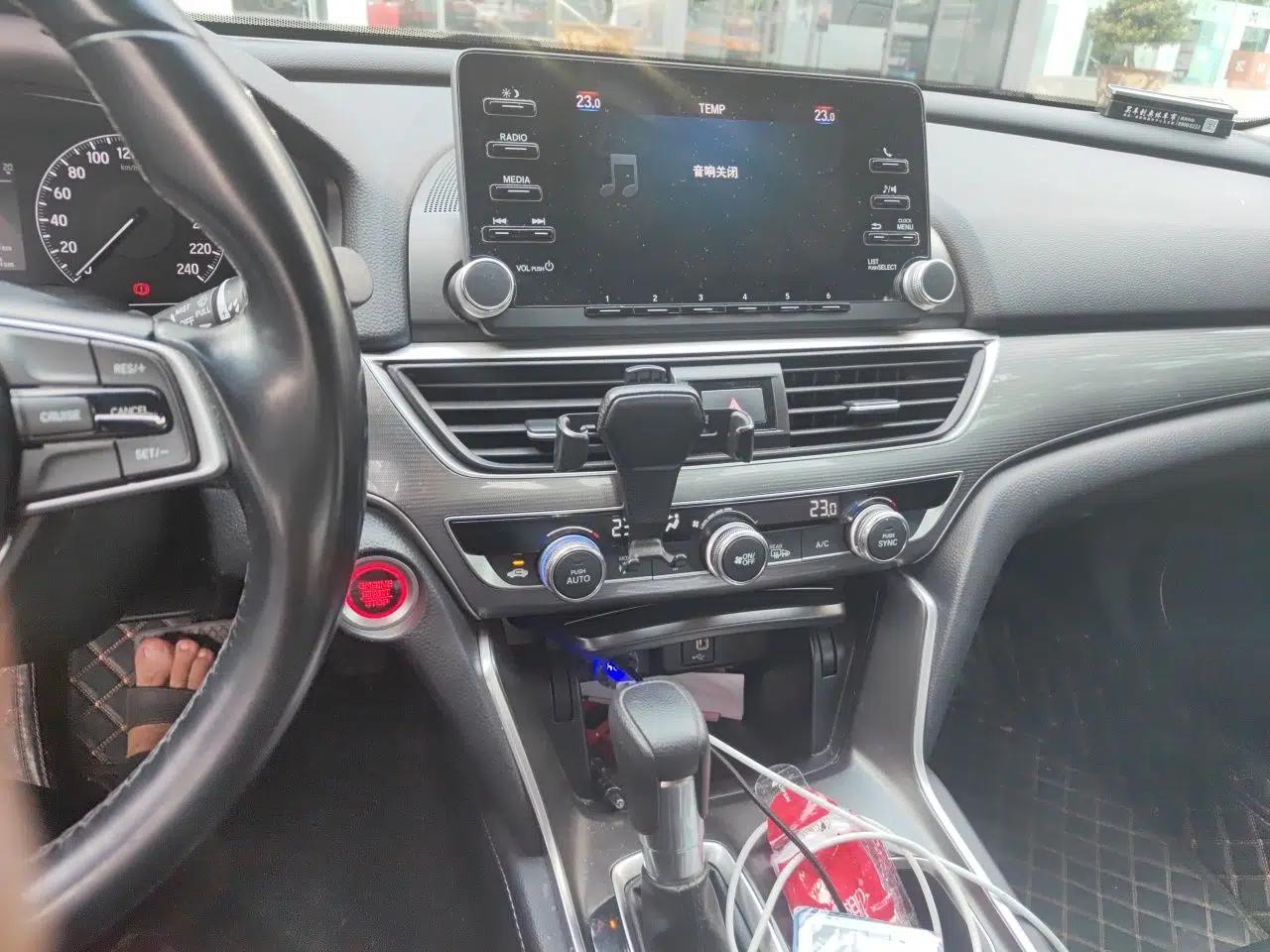 Honda Accord 2018 260TURBO Elite Edition China VI — миниатюра 13