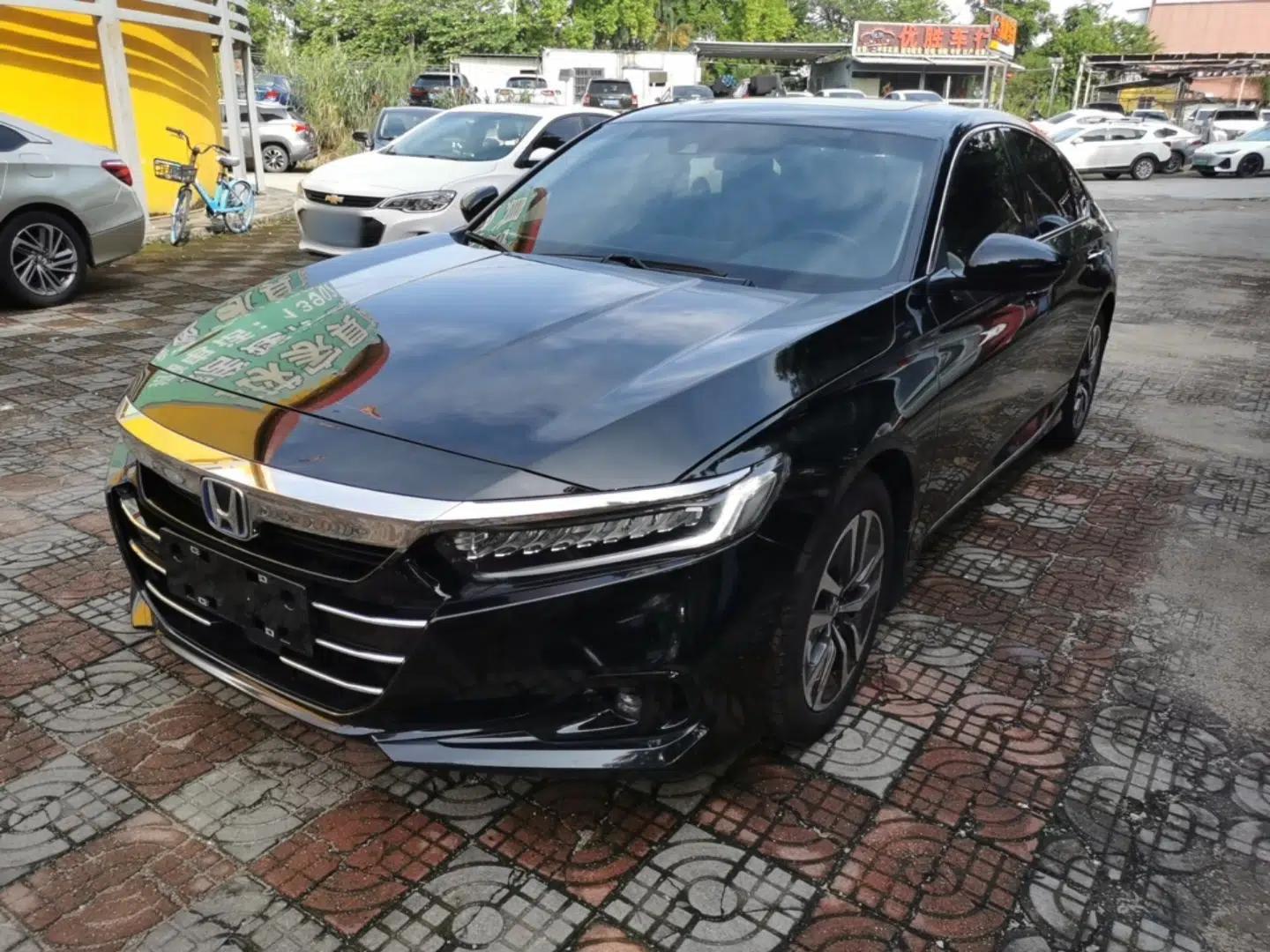 Honda Accord 2022 Xing·Hybrid 2.0L Xingling Version — миниатюра 1