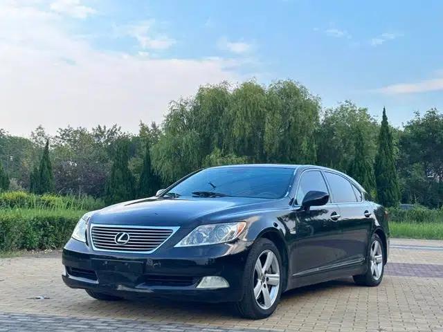 Lexus LS 2006 460L