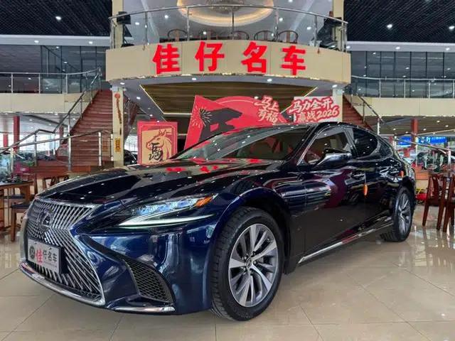 Lexus LS 2020 500h Premium Edition (China VI Emission Standard)