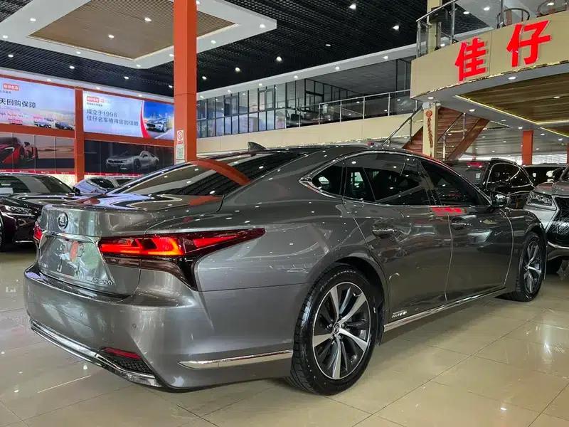 Lexus LS 2021 500h Premium Edition — миниатюра 6