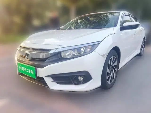 Honda Civic 2016 220TURBO CVT Luxury Edition