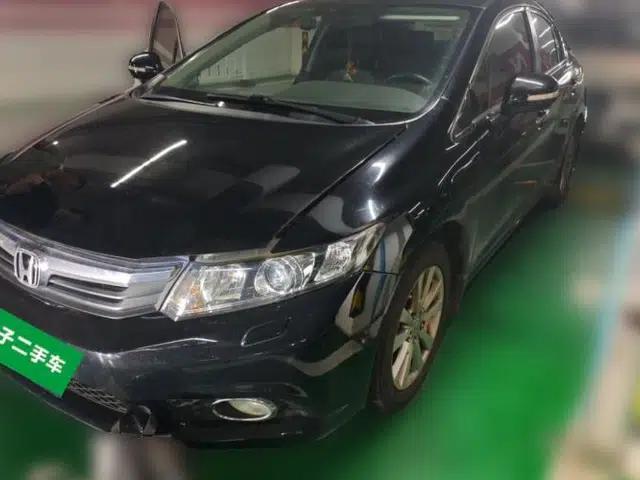 Honda Civic 2012 1.8L automatic luxury edition