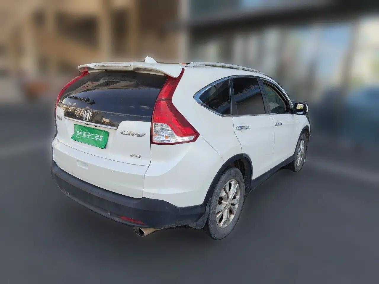Honda CR-V 2013 2.4L two-wheel drive luxury version — миниатюра 6