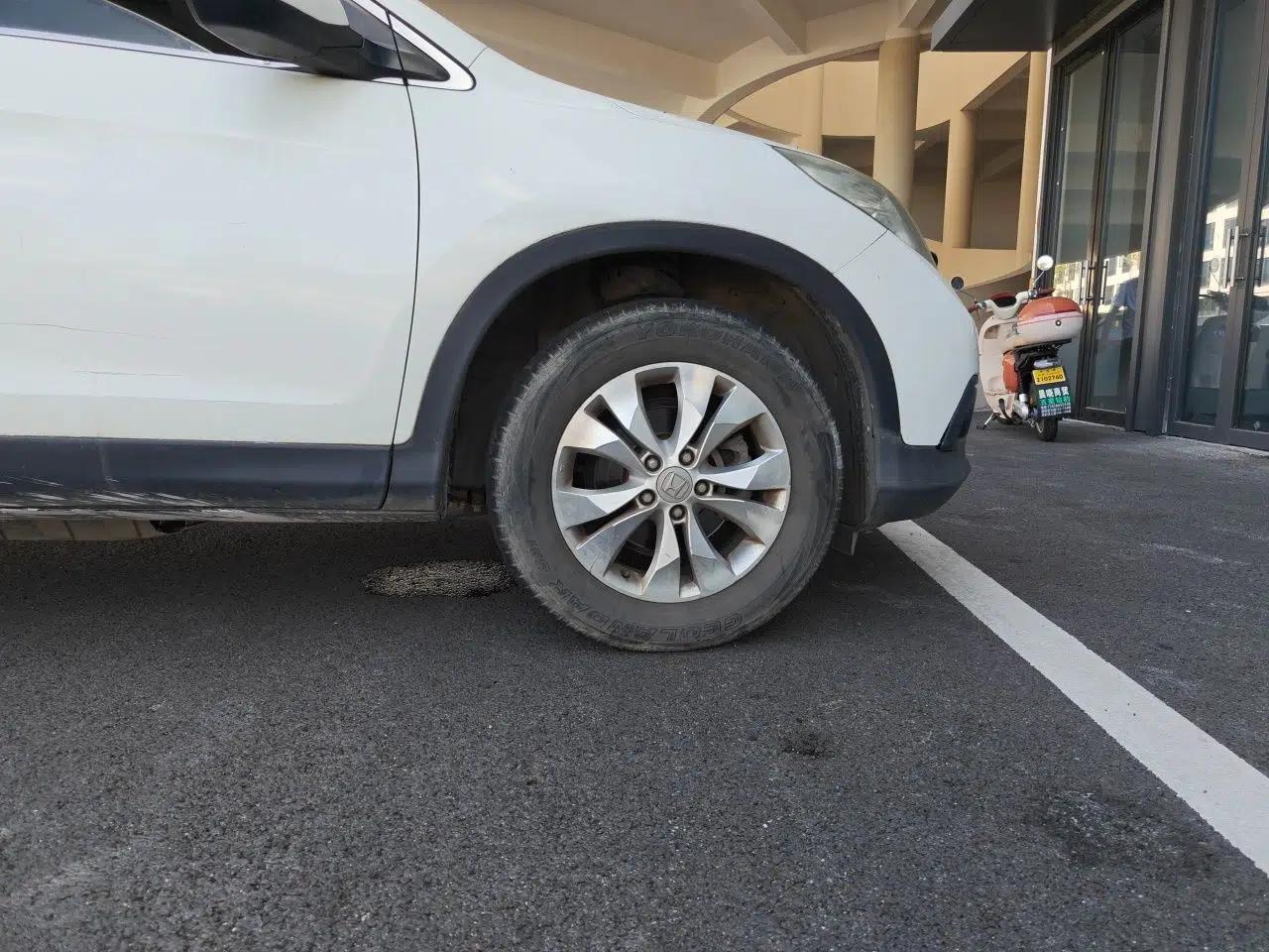 Honda CR-V 2013 2.4L two-wheel drive luxury version — миниатюра 8