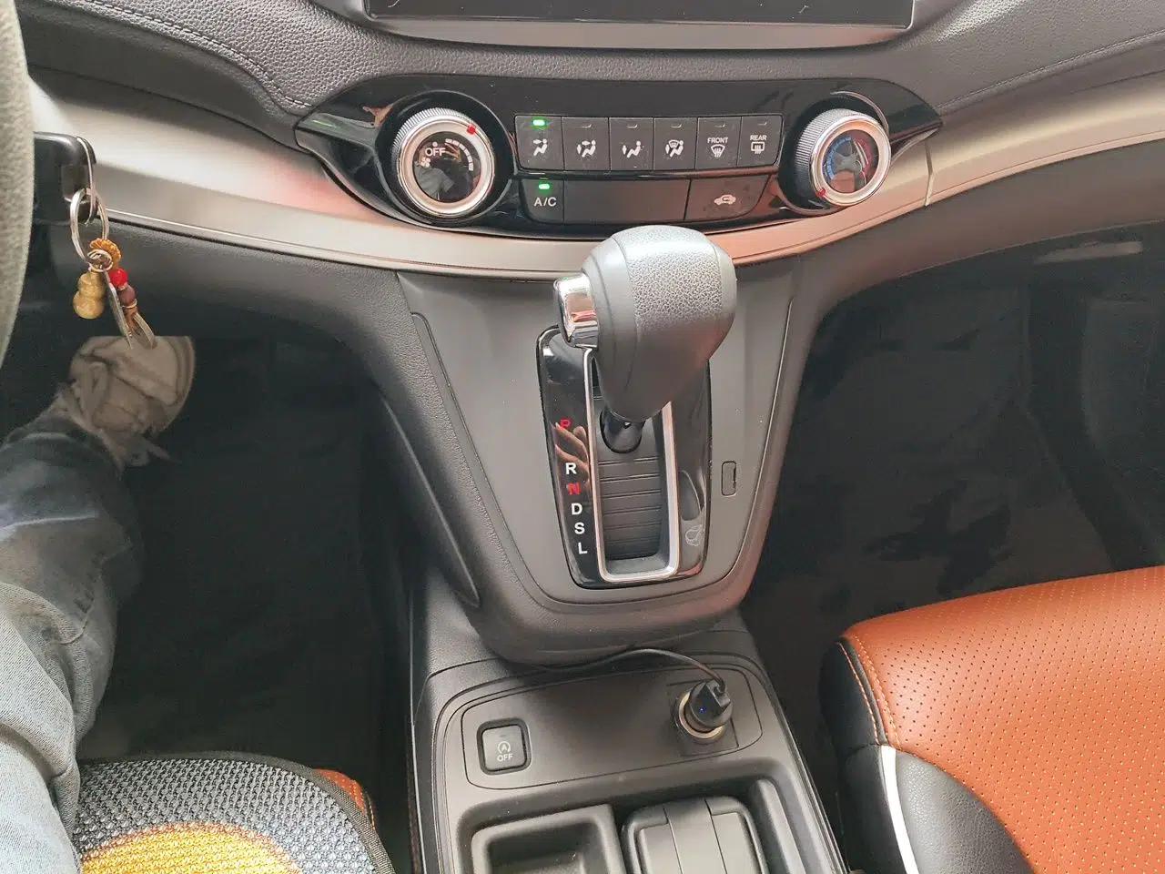Honda CR-V 2016 2.0L Two-Wheel Drive Classic Edition — миниатюра 14