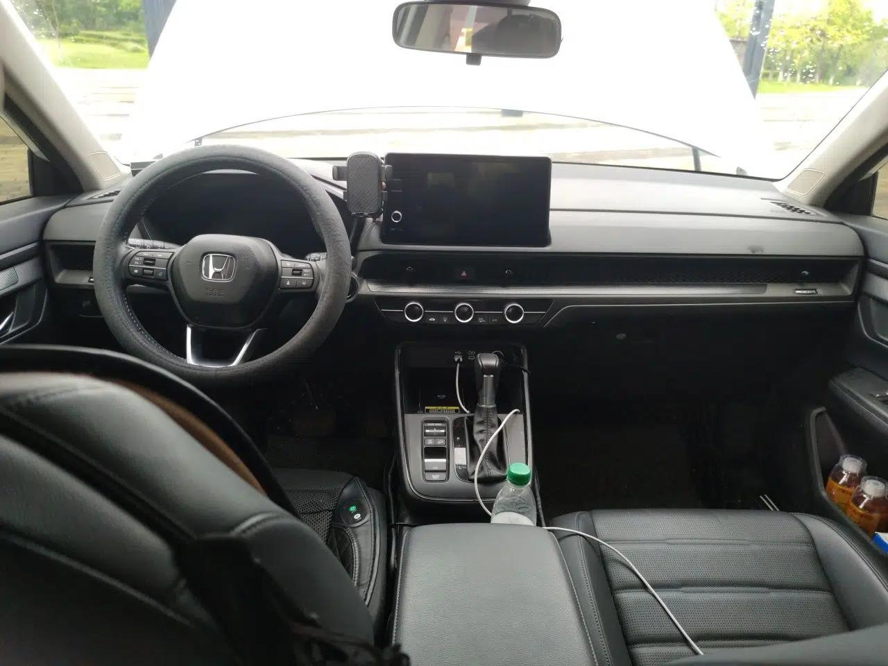 Honda CR-V 2023 240TURBO Two-Wheel Drive FENGSHANG Edition 5 Seats — миниатюра 9