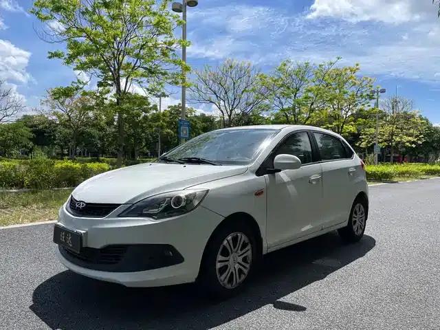 Fengyun 2 2013 Hatchback 1.5L AMT Elite Edition