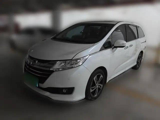 Honda Odyssey 2015 Updated Version 2.4L Smart Edition