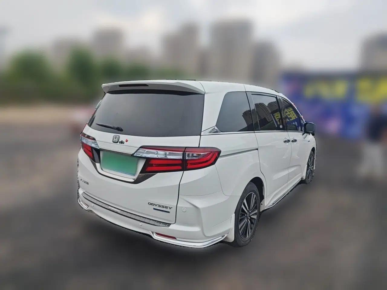 Honda Odyssey 2021 2.0L Rui·Luxury Edition — миниатюра 6