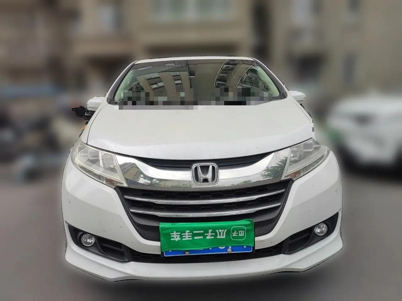 Honda Odyssey 2017 2.4L Smart Edition — миниатюра 2