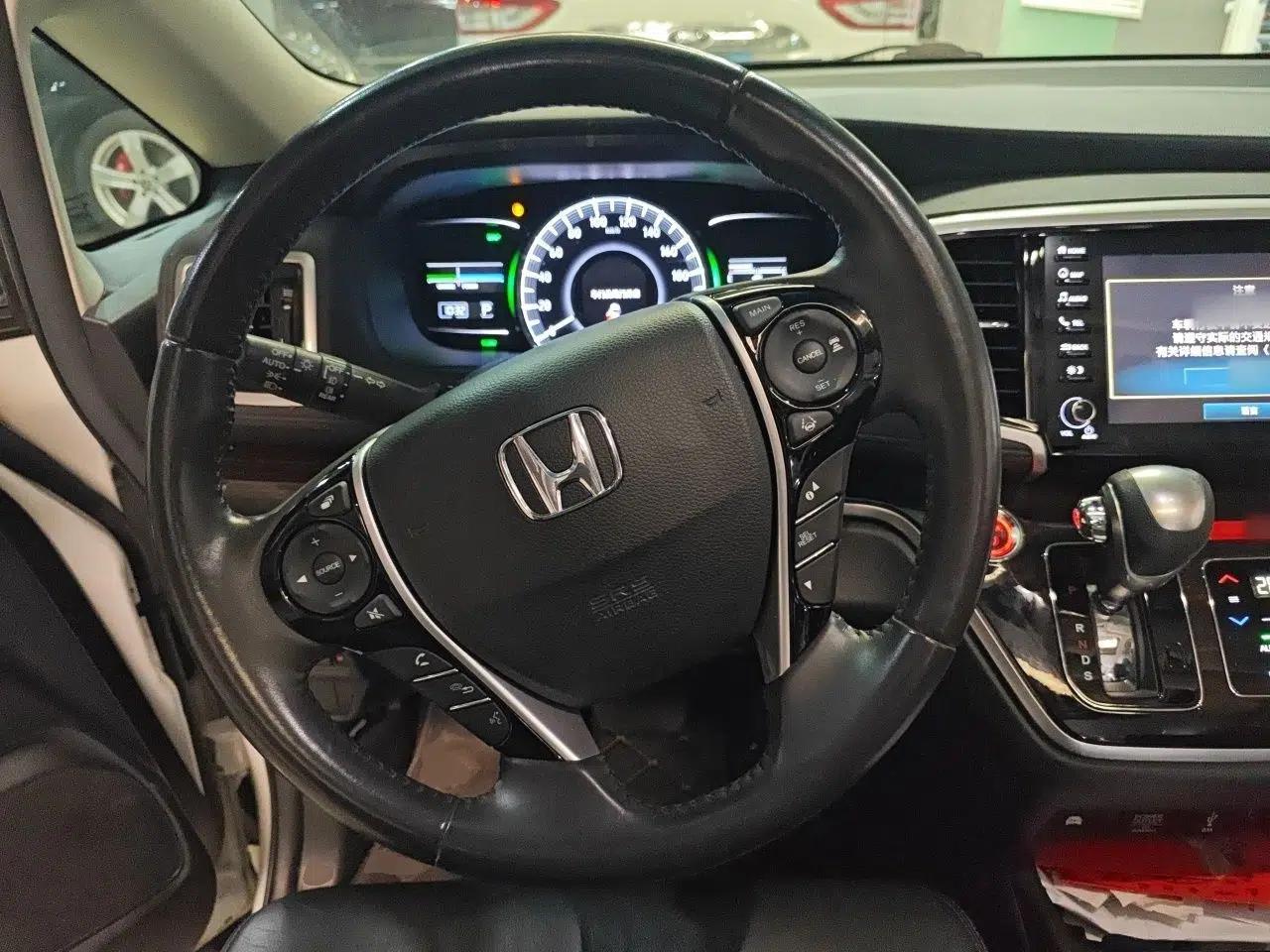 Honda Odyssey 2021 2.0L Rui·Supreme Edition — миниатюра 10