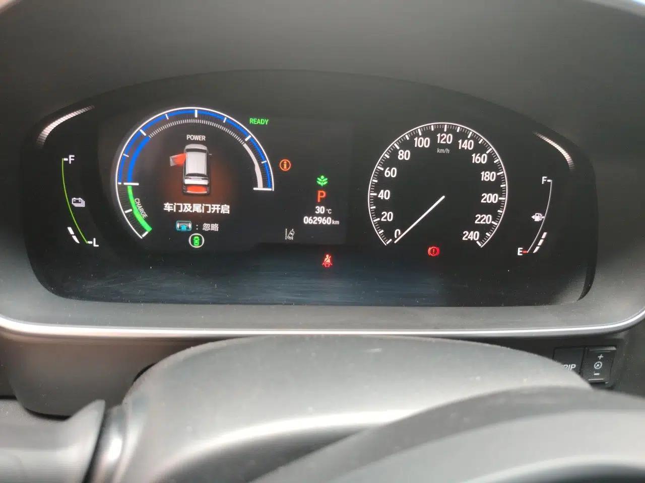 Honda Odyssey 2024 2.0L eHEV Sharp – Supreme Edition — миниатюра 12