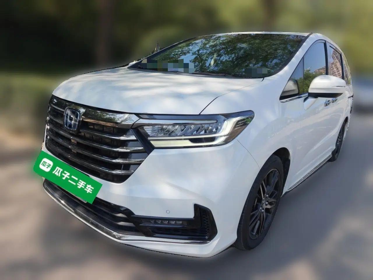 Honda Odyssey 2022 2.0L eHEV Sharp·Luxury Edition — миниатюра 1