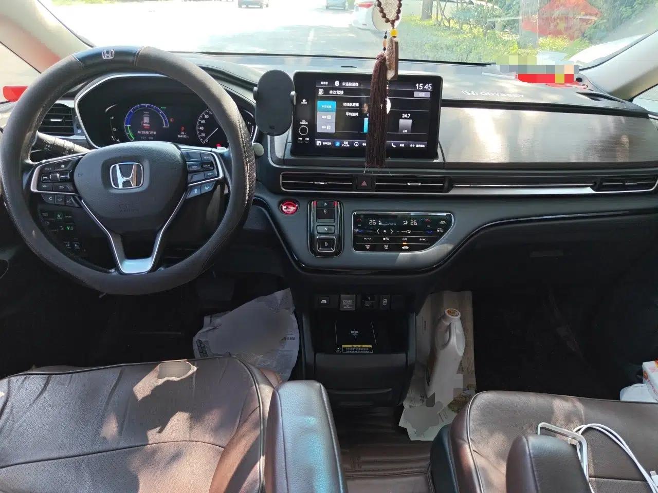 Honda Odyssey 2022 2.0L eHEV Sharp·Luxury Edition — миниатюра 9