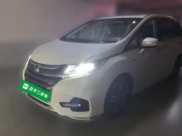 Honda Odyssey 2021 2.0L Rui·Luxury Edition