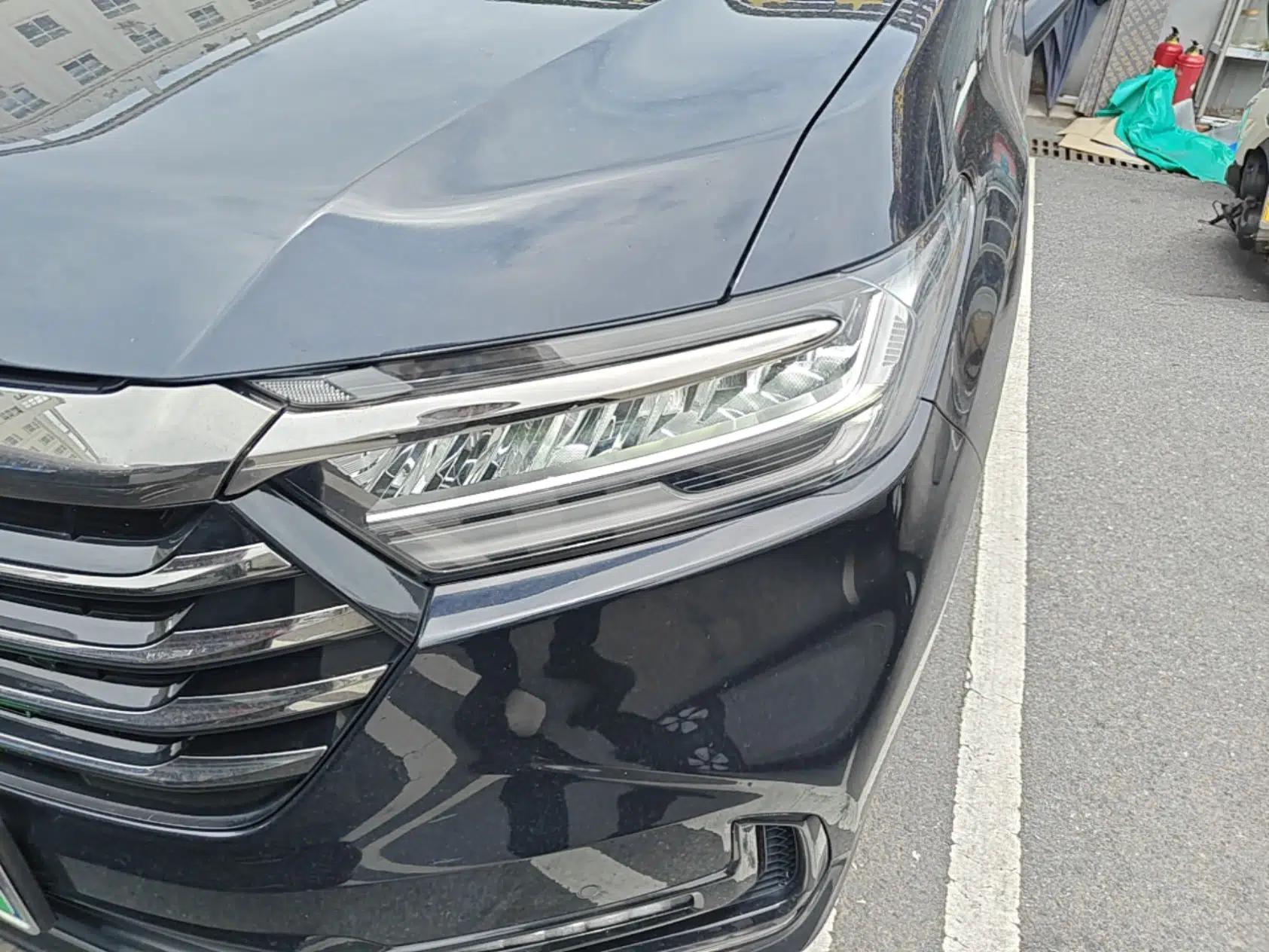 Honda Odyssey 2022 2.0L eHEV Sharp·Luxury Edition — миниатюра 8