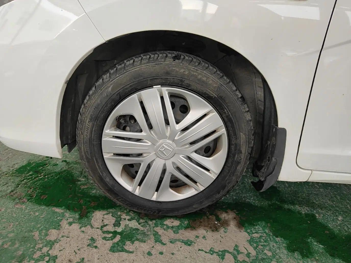 Honda Fit 2018 1.5L CVT Comfort Version — миниатюра 10