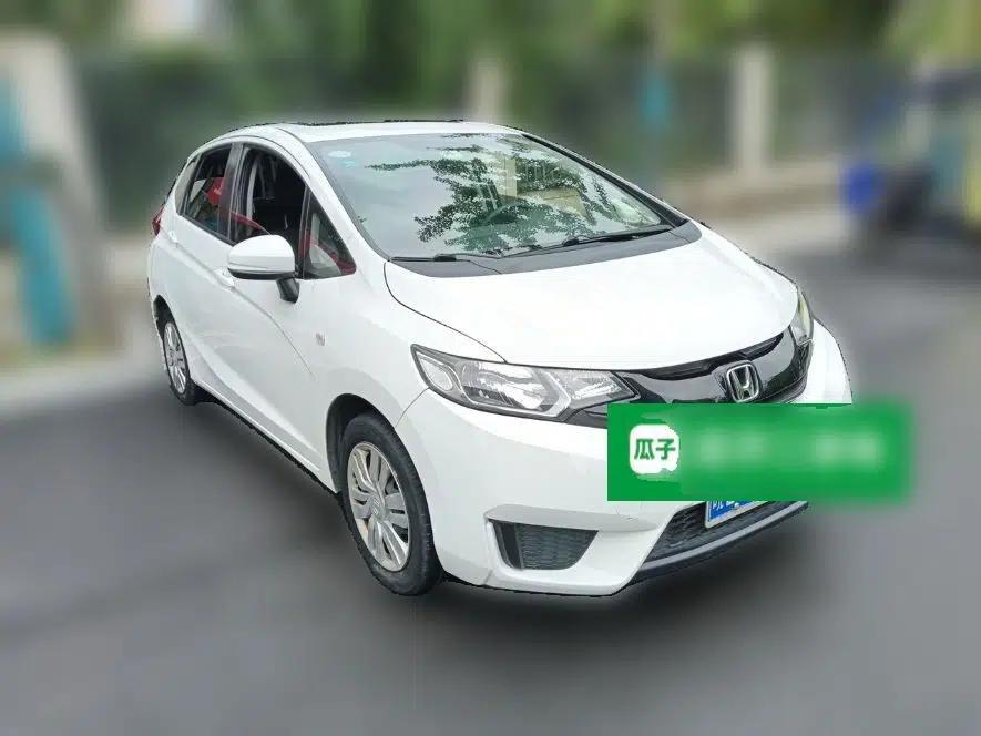 Honda Fit 2016 1.5L LXS CVT Comfort Sunroof Version — миниатюра 3