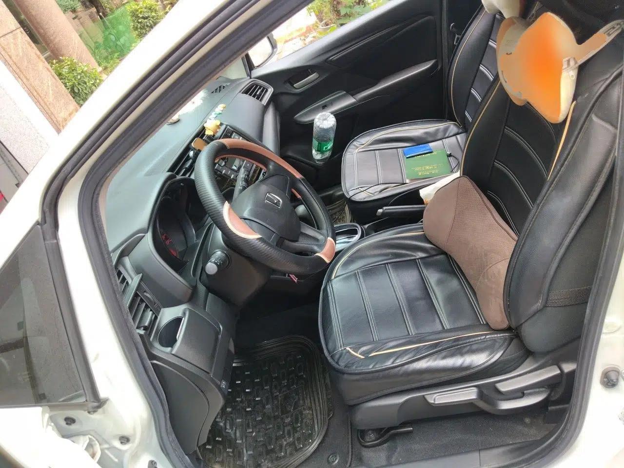 Honda Fit 2018 1.5L CVT Comfort Version — миниатюра 15