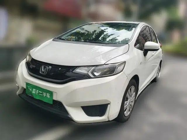 Honda Fit 2016 1.5L LXS CVT Comfort Sunroof Version