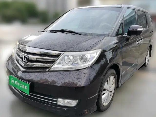 Honda Elysion 2015 2.4L VTi Comfort Version