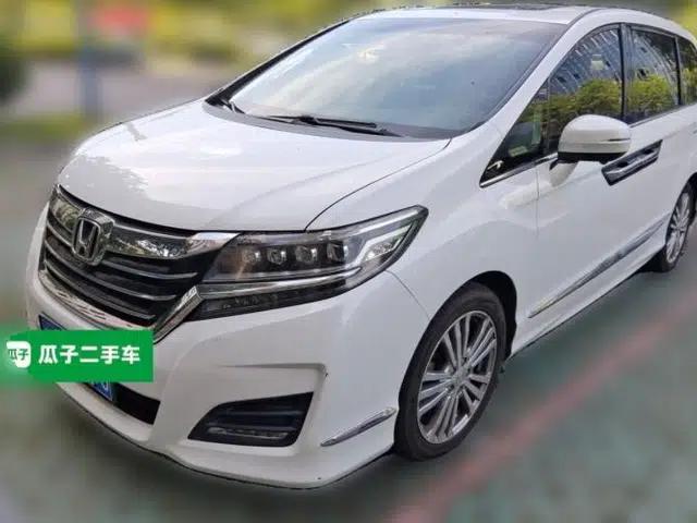 Honda Elysion 2016 2.4L Luxury Edition