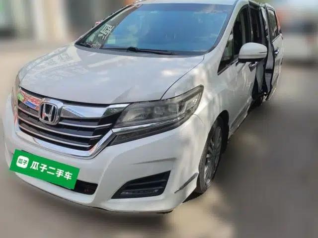 Honda Elysion 2016 2.4L Style Edition
