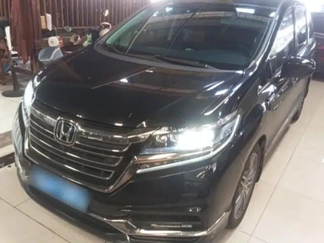 Honda Elysion 2019 2.0L Hybrid Supreme Edition
