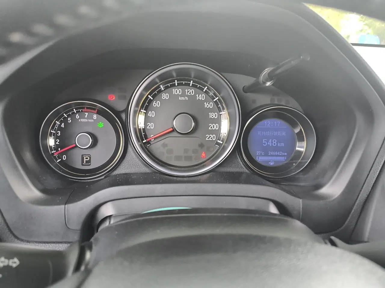 Honda XR-V 2015 1.8L VTi CVT Luxury Edition — миниатюра 11