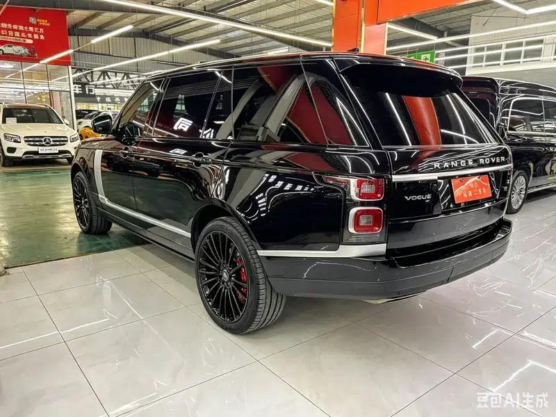 Range Rover 2022 3.0 L6 400PS Legendary Extended Classic Edition — миниатюра 3