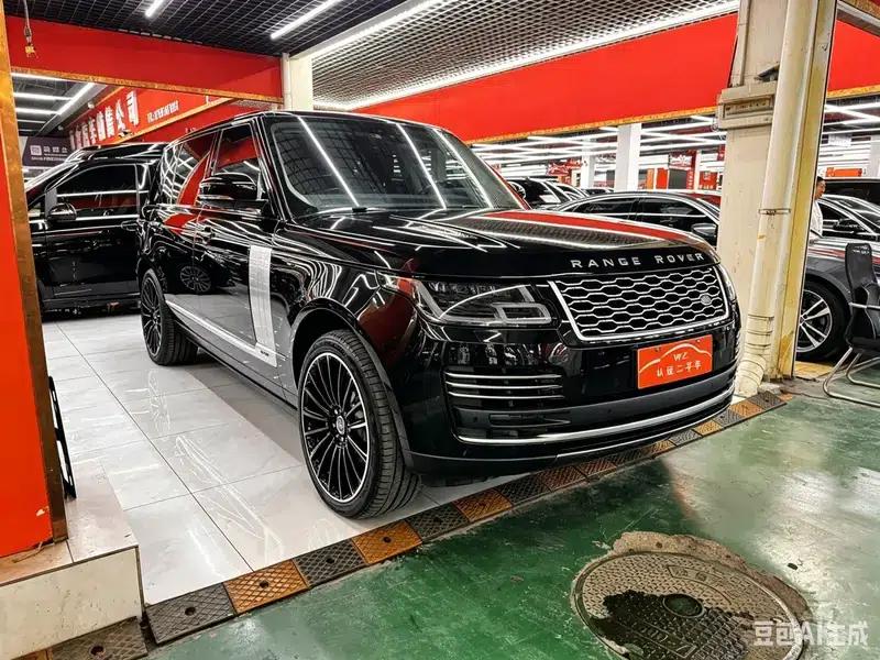 Range Rover 2022 3.0 L6 400PS Legendary Extended Classic Edition — миниатюра 6