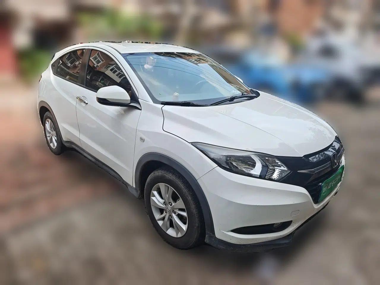 Honda Vezel 2017 1.5L CVT 2WD Comfort Model — миниатюра 3